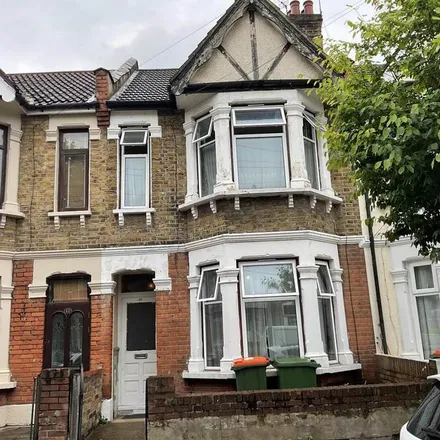 Rent this 3 bed apartment on Local Convenience Store in 240 Masterman Road, London