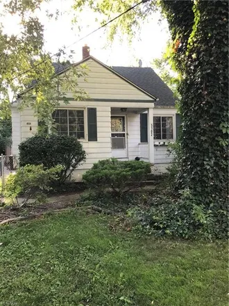 Rent this 3 bed house on 5102 Whitethorn Avenue in North Olmsted, OH 44070