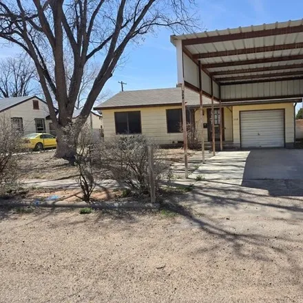 Buy this 2 bed house on 500 East Dallas Avenue in Kermit, TX 79745