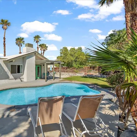 Image 1 - 2632 North Aurora Drive, Palm Springs, CA 92262, USA - House for sale