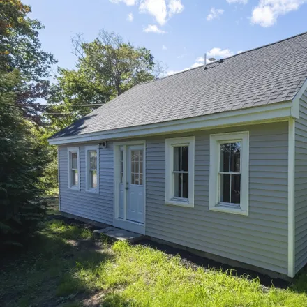 Buy this 3 bed house on 86 Washington Road in Waldoboro, 04572