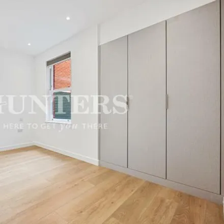 Image 5 - 227 Archway Road, London, N6 5AX, United Kingdom - Apartment for rent