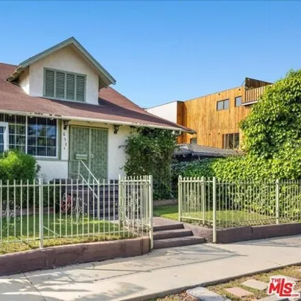 Image 2 - 651 Broadway St, Venice, California, 90291 - House for sale
