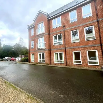 Rent this 2 bed apartment on Villa Close in North Stoke, OX10 9FJ