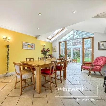Image 3 - New Road, Parley Cross, BH10 7EA, United Kingdom - House for sale