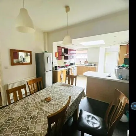 Image 2 - 9 Thornton Hill, Exeter, EX4 4NS, United Kingdom - House for rent