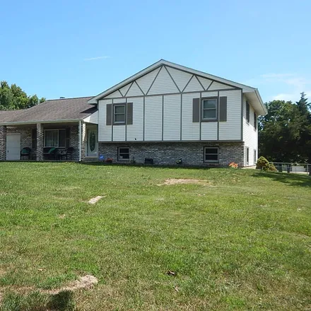Buy this 4 bed house on 24918 Spencer Road in Pulaski County, MO 65583