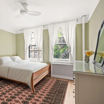 Image 5 - 35-55 80th Street, New York, NY 11372, USA - Apartment for sale