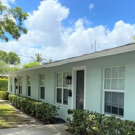 Image 2 - 705 New York Street, West Palm Beach, FL 33401, USA - Duplex for rent