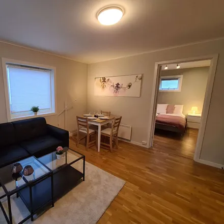 Rent this 3 bed apartment on Wessels gate 87 in 4008 Stavanger, Norway