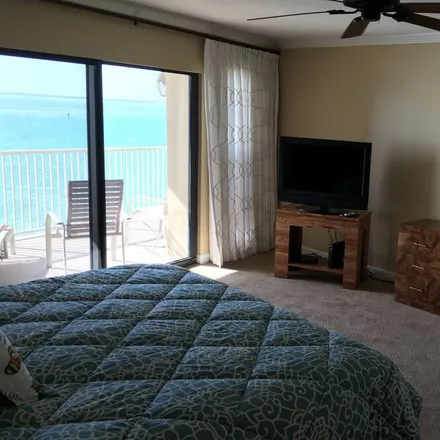 Rent this 2 bed condo on Key Colony Beach in FL, 33051