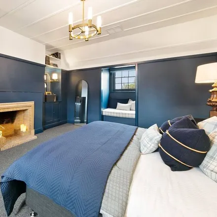 Rent this 4 bed house on Branxton in Railway Street, Branxton NSW 2335