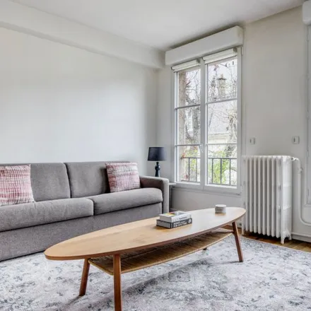 Rent this 2 bed apartment on 50 Rue Perronet in 92200 Neuilly-sur-Seine, France