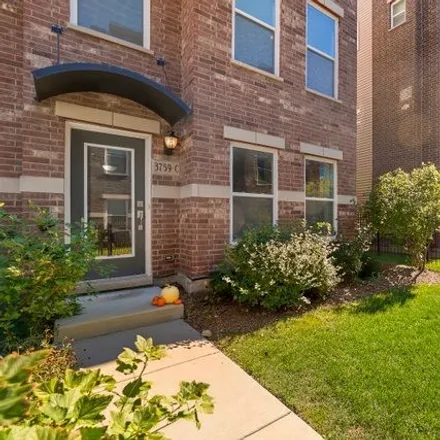 Image 2 - 3759-B South Morgan Street, Chicago, IL 60609, USA - Townhouse for sale