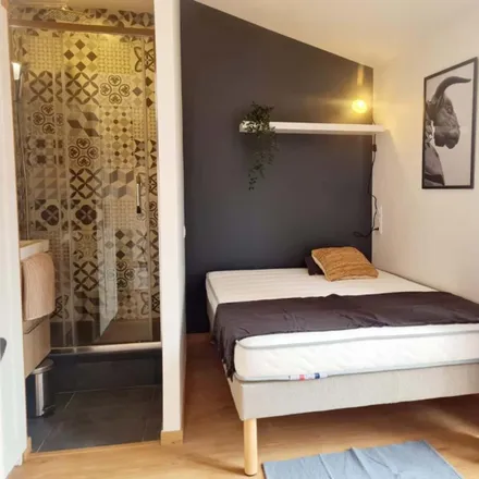 Rent this 1 bed room on 10 Rue des Amidonniers in 31000 Toulouse, France