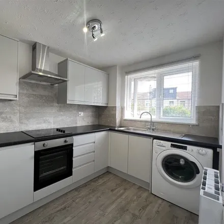 Rent this 1 bed apartment on Luther King Close in London, E17 8RS