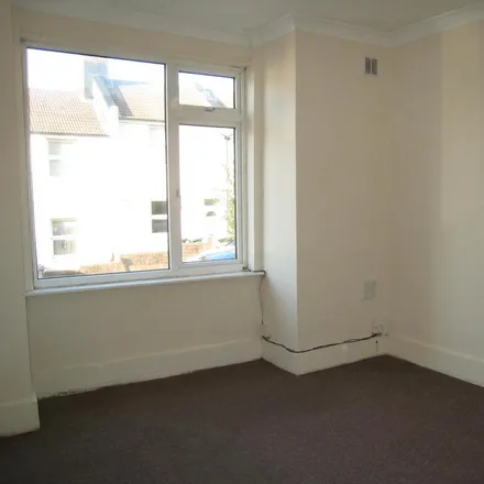 Image 2 - 52 Dewe Road, Brighton, BN2 4BD, United Kingdom - Apartment for rent