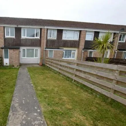 Buy this 3 bed townhouse on Penrose Court in Tuckingmill, TR14 0HB