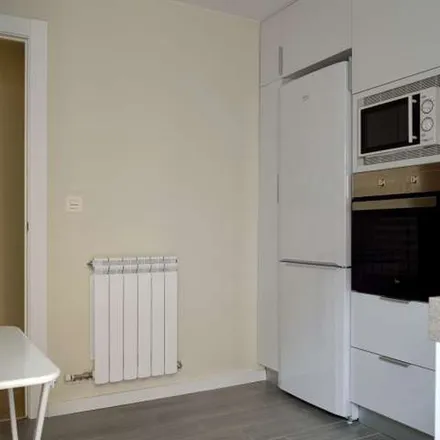 Image 4 - Calle Mariano de Lagasca, 8, 50006 Zaragoza, Spain - Apartment for rent