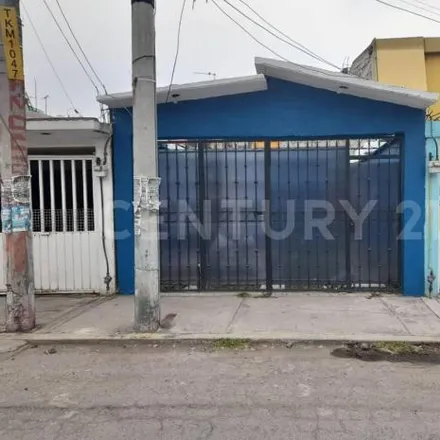 Image 1 - Avenida Bosques de Ecatepec, Villas Ecatepec, 55056 Ecatepec de Morelos, MEX, Mexico - House for sale