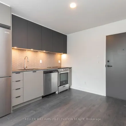 Image 4 - 3845 Bathurst Street, Toronto, ON M3H 3N4, Canada - Apartment for rent