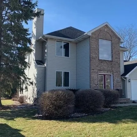 Buy this 3 bed house on 1 Victoria Court in Oshkosh, WI 54902