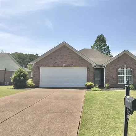 Buy this 3 bed house on 162 Wentworth Drive in Jackson, TN 38305