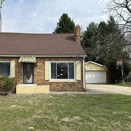 Buy this 3 bed house on 2419 North 5th Street in Niles, MI 49120