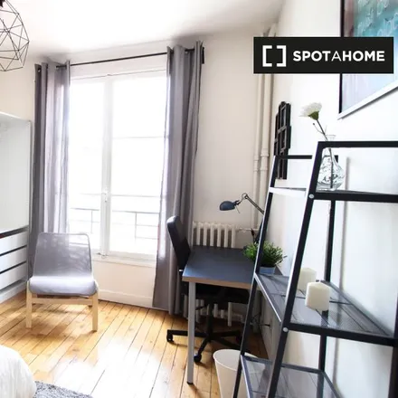 Rent this 3 bed room on 13 Rue Charles Tellier in 75016 Paris, France