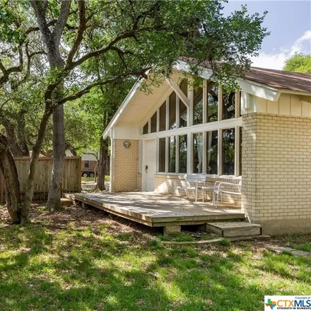 Image 4 - 305 Reimer Avenue, San Marcos, TX 78666, USA - House for sale