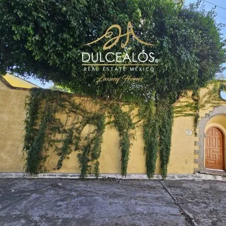 Rent this studio house on Privada Vergel in Los Pilares, 62070 Cuernavaca