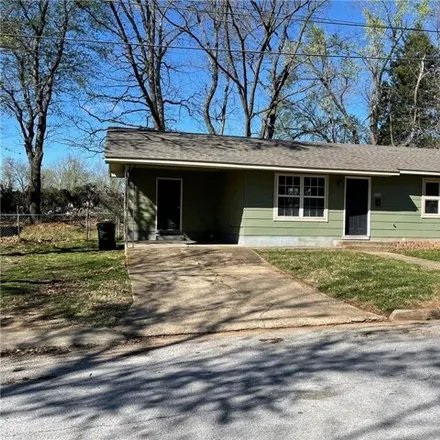 Buy this 3 bed house on 200 Cain Street in Berryville, AR 72616