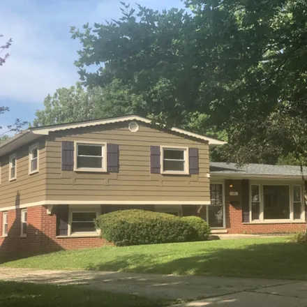 Buy this 4 bed house on 17 Donegal Court in Ann Arbor, MI 48104