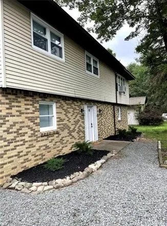Rent this 4 bed house on 1214 Winding Way in Coolbaugh Township, PA 18466