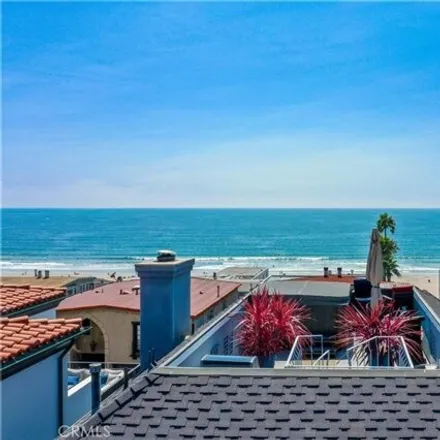 Image 1 - 2821 North Bay View Drive, Manhattan Beach, CA 90266, USA - Apartment for sale