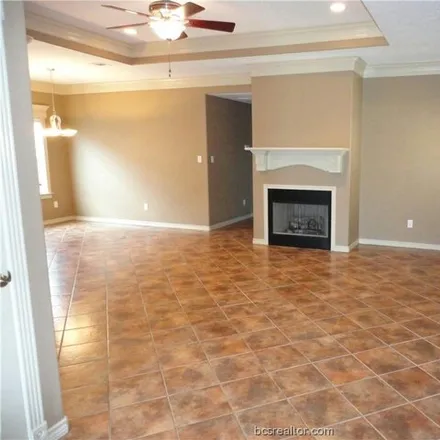 Image 7 - 122 Walcourt Loop, College Station, TX 77845, USA - House for sale