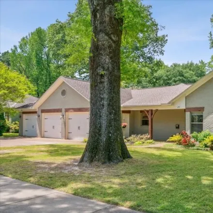 Buy this 4 bed house on 451 Vescovo Drive in Memphis, TN 38117