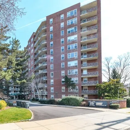 Buy this 1 bed condo on 71 Strawberry Hill Avenue in Glenbrook, Stamford