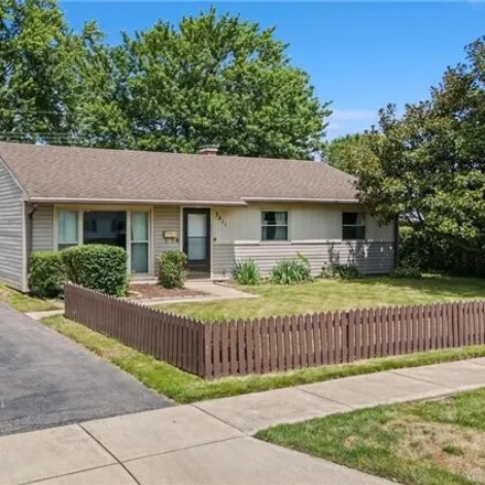 Image 3 - 5411 Plainfield Rd, Dayton, Ohio, 45432 - House for sale