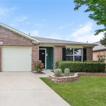 Rent this 3 bed house on 1804 Little Deer Lane in Fort Worth, TX 76131