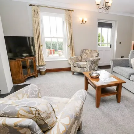 Rent this 2 bed townhouse on Tywardreath and Par in PL24 2RU, United Kingdom