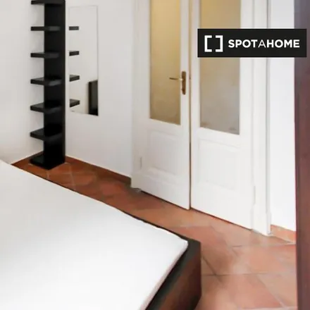 Rent this 3 bed room on Via Crema in 30, 20135 Milan MI