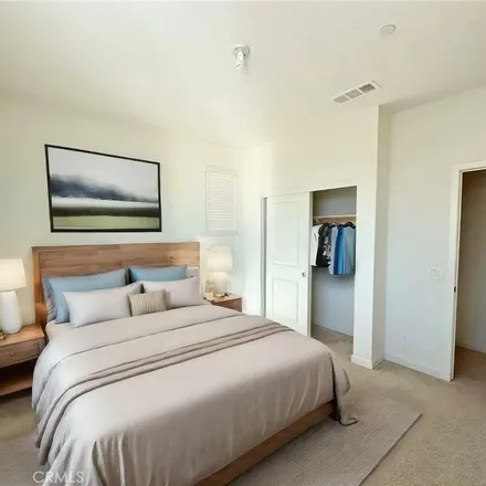 Image 2 - 729 Beacon, Irvine, CA 92618, USA - Apartment for rent