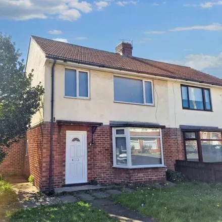 Rent this 3 bed duplex on Repton Avenue in Stockton-on-Tees, TS19 9BD