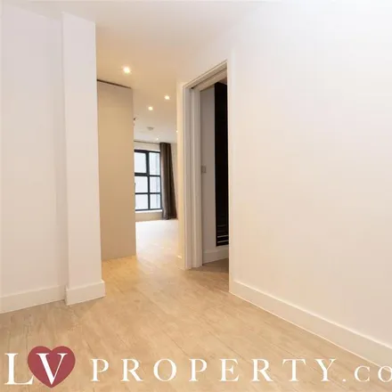 Image 6 - Cameron Robb, 48-52 Lombard Street, Highgate, B12 0QN, United Kingdom - Apartment for rent