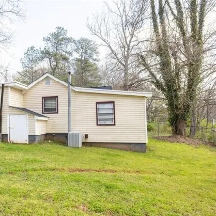 Buy this 3 bed house on 6116 South Gordon Road in Mableton, GA 30168