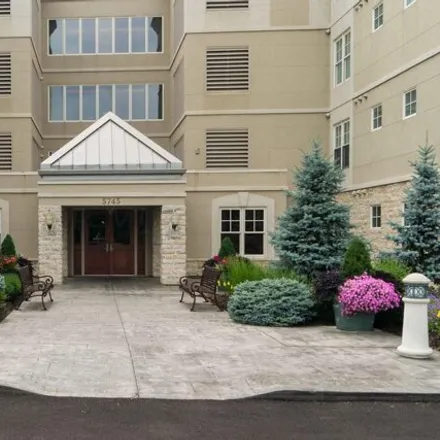 Buy this 2 bed condo on 3200 West Case Road in Columbus, OH 43017