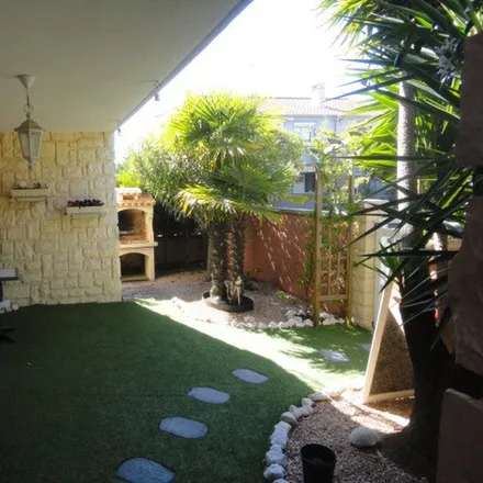 Rent this 2 bed house on 17 Rue de Beausoleil in 34300 Agde, France