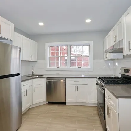 Image 4 - 30 Gates Avenue, Summit, NJ 07901, USA - Apartment for rent