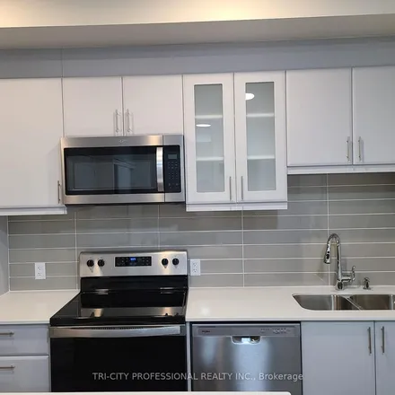 Rent this 1 bed apartment on 62 Herrick Avenue in St. Catharines, ON L2P 2S7
